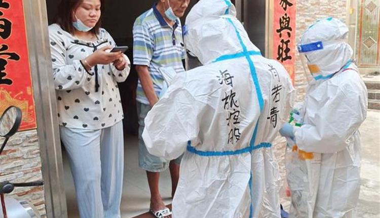 【平凡力量|旅控戰(zhàn)“疫”人物志⑤】貢獻(xiàn)志愿力量 筑起守護(hù)之墻——肖若青：一起努力，海南會(huì)好，彼此理解，守望相助